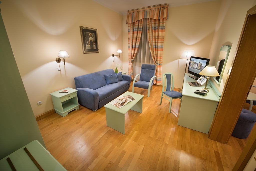 Old Town Bed & Breakfast Ceske Budejovice Buitenkant foto