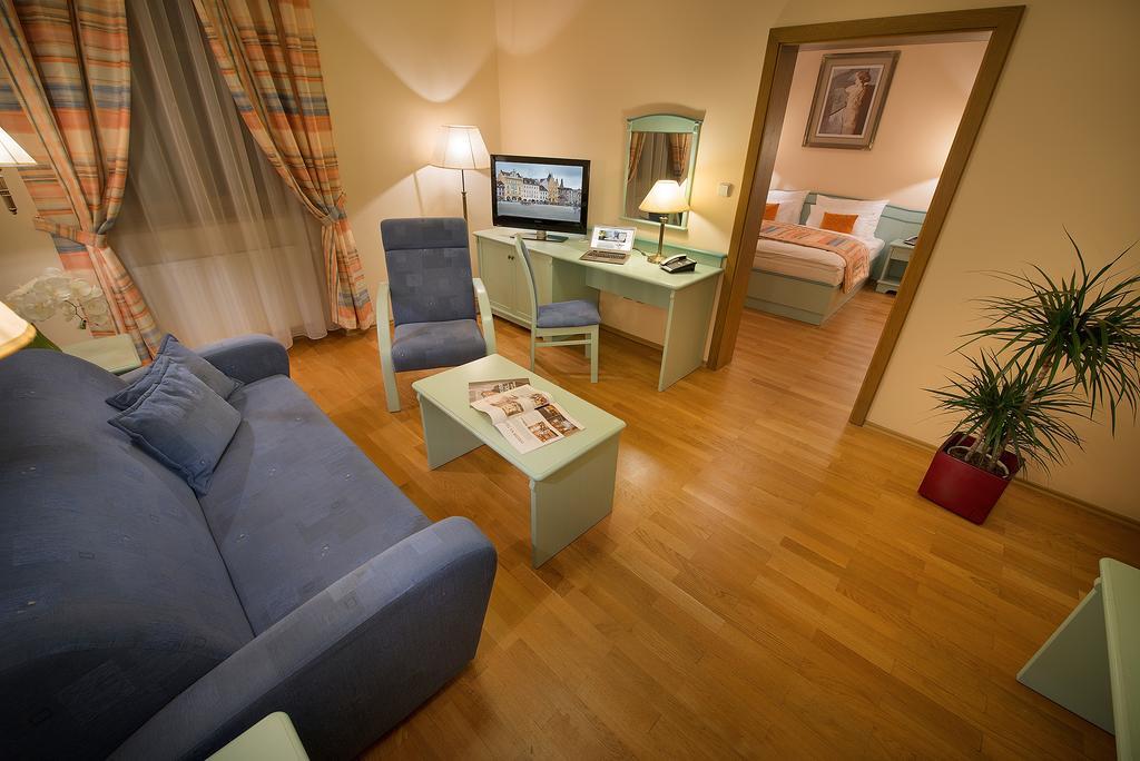 Old Town Bed & Breakfast Ceske Budejovice Buitenkant foto