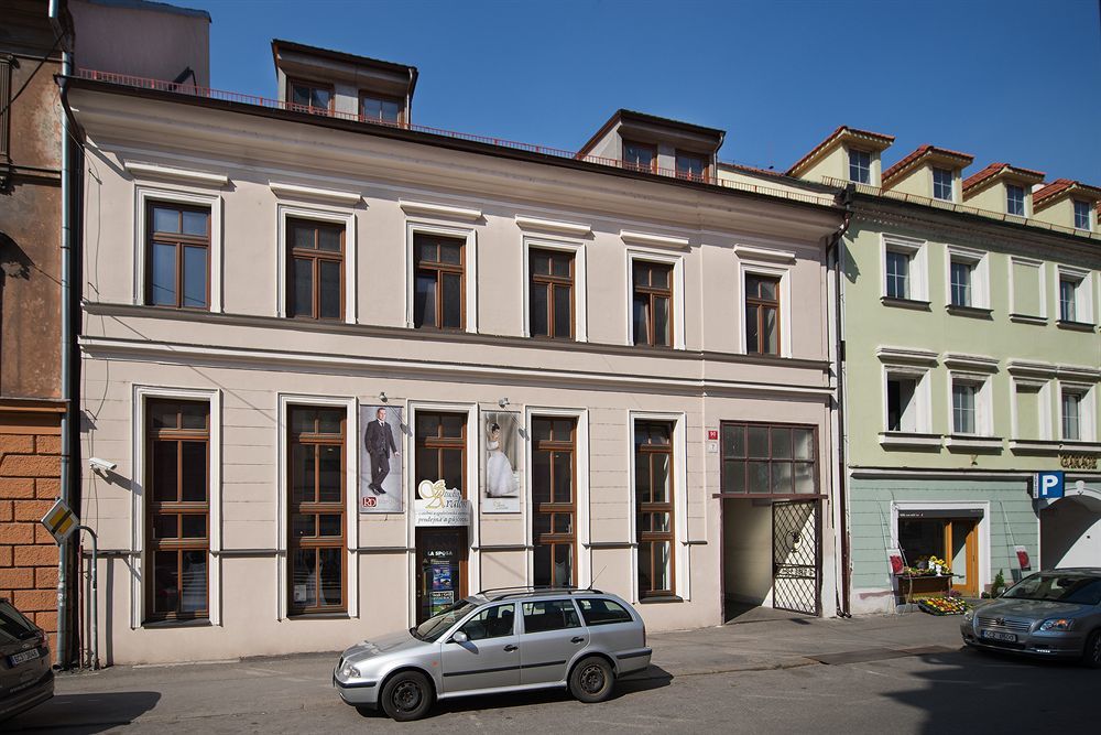 Old Town Bed & Breakfast Ceske Budejovice Buitenkant foto